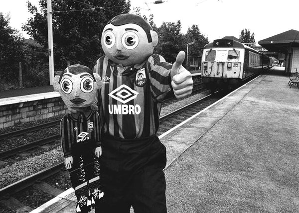 Richard Davis — Football Fans 1991