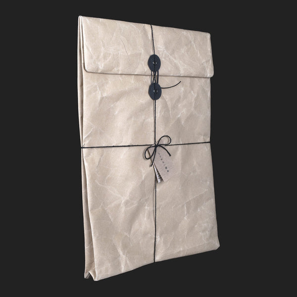 SIWA STRING & BUTTON ENVELOPE (BROWN)